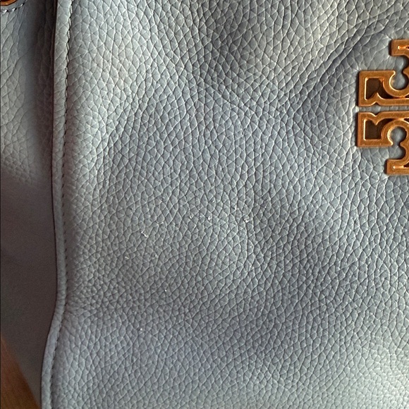 Tory Burch Light Blue Shoulder Bag with Gold Accents - Picture 6 of 10
